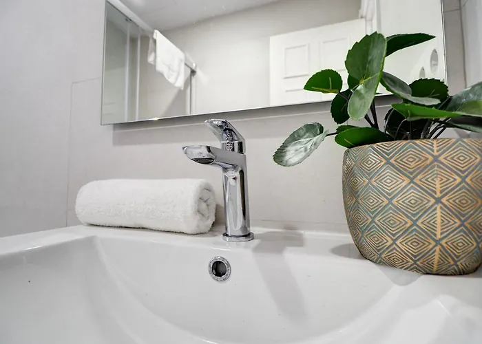 Sea Balcony By Hello Homes Apartment *