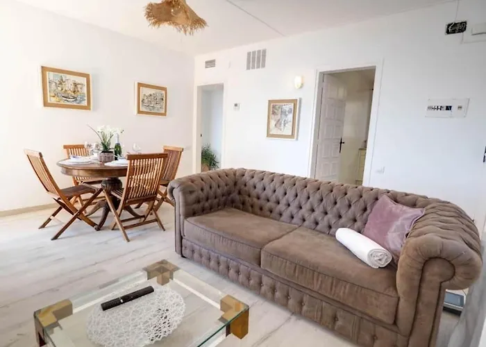 Sea Balcony By Hello Homes Apartament *